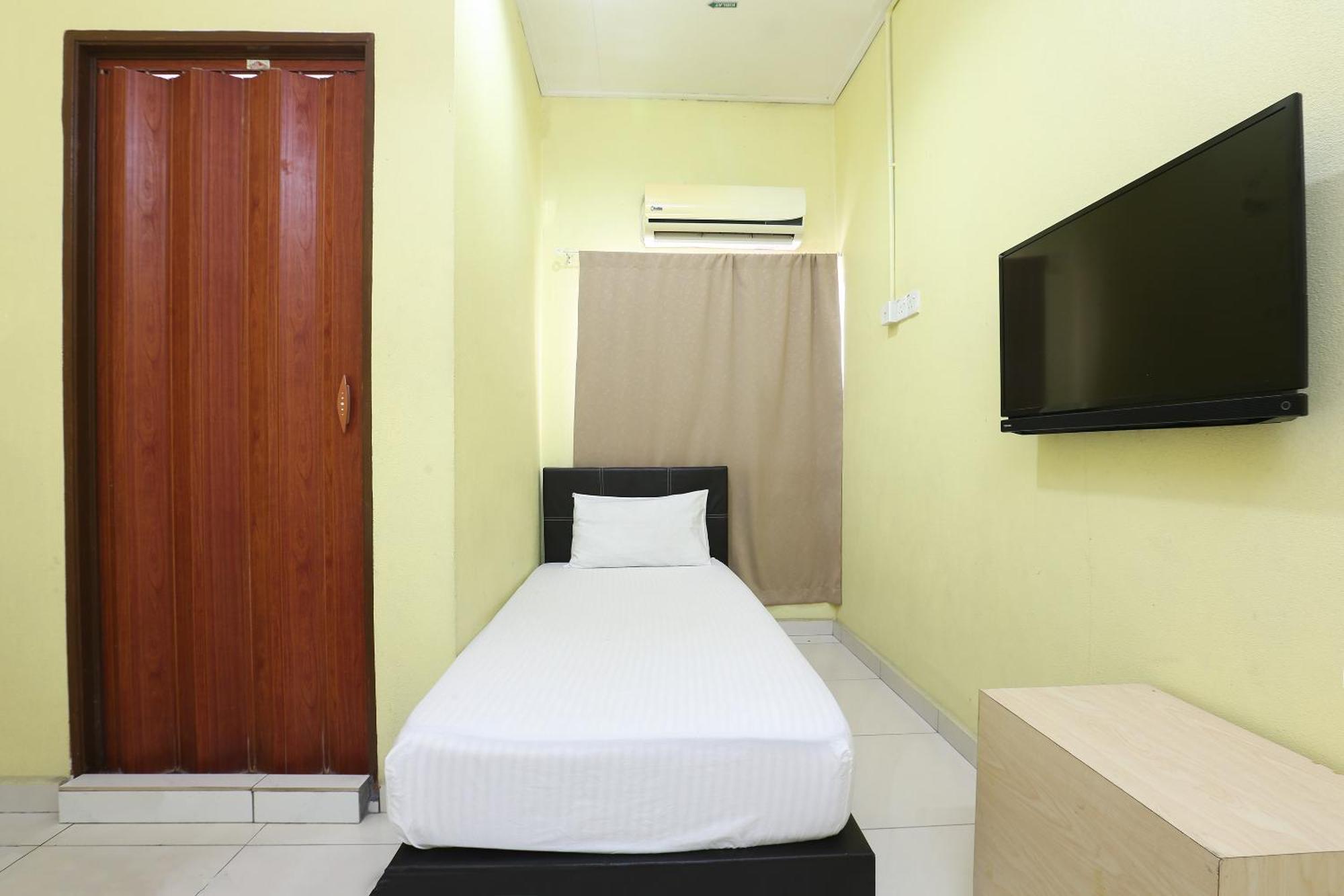 Oyo 89925 Innap Kota Bharu Dış mekan fotoğraf